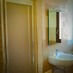 Castiglione 3* كوستوناتشي