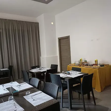伽斯底里奥内住宿家早餐旅馆 3* 库斯托纳奇